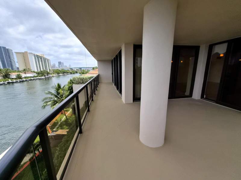 3 bedroom Condominium at 19667 Turnberry Way 4J, Turnberry Isle South Condo, Aventura — photo 2