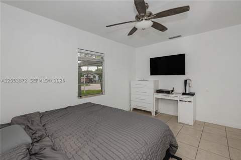681 NE 1st Pl, Hialeah FL - photo 16 of 27