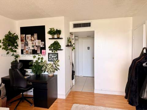 3475 N Country Club Dr 603, Aventura FL - photo 13 of 23