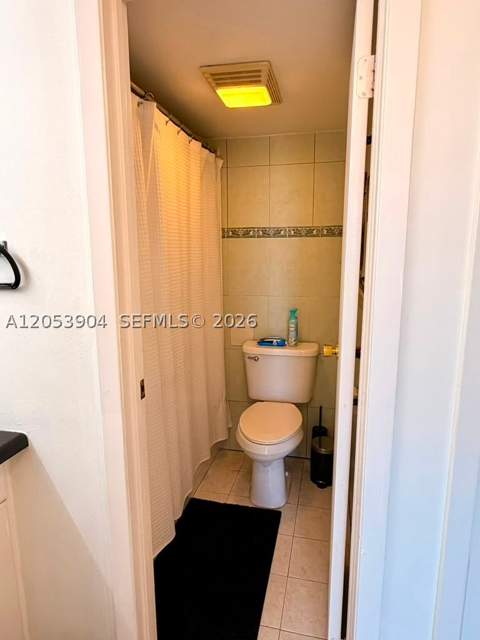 3475 N Country Club Dr 603, Aventura FL - photo 18 of 23