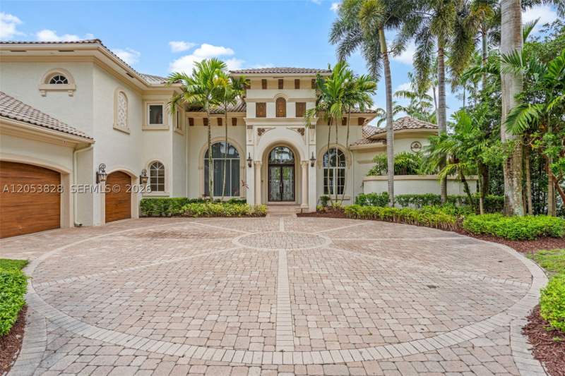 6 bedroom SingleFamilyResidence at 343 Merlin Way, Enclave, Plantation — photo 4