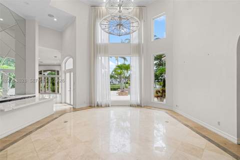 343 Merlin Way, Plantation FL - photo 7 of 109
