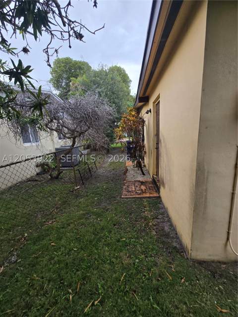 8920 SW 20th St, Miami FL - photo 13 of 15