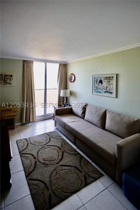2555 Collins Ave 308, Miami Beach FL - photo 12 of 31