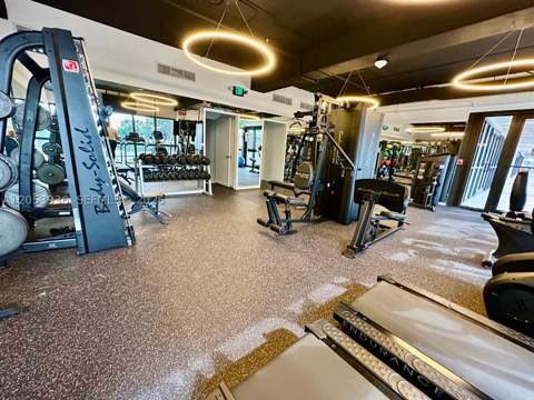 2555 Collins Ave 308, Miami Beach FL - photo 22 of 31