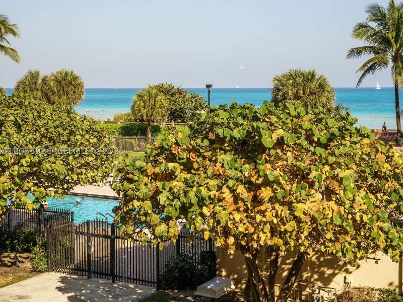2 bedroom Condominium at 2555 Collins Ave 308, Club Atlantis Condo, Miami Beach — photo 3