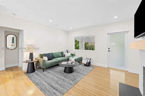 829 Granada Groves Ct, Coral Gables FL - photo 6 of 23