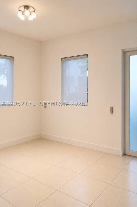 9151 NW 33rd St, Doral FL - photo 10 of 24