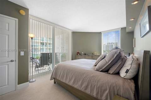 3370 Hidden Bay Dr 507, Aventura FL - photo 19 of 33