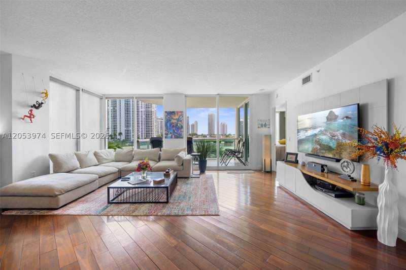 2 bedroom Condominium at 3370 Hidden Bay Dr 507, 100 Hidden Bay Condo, Aventura — photo 2