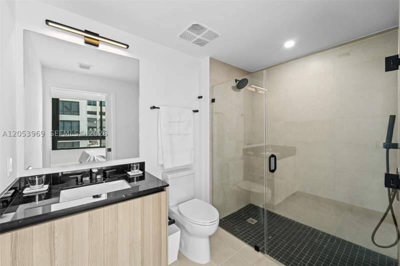 2 bedroom Condominium at 225 N Miami Ave 912, District 225, Miami — photo 2
