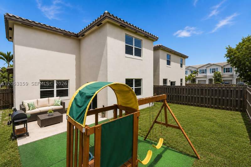 3 bedroom SingleFamilyResidence at 1367 SE 26th Ter, Keys Gate Residential, Homestead — photo 2