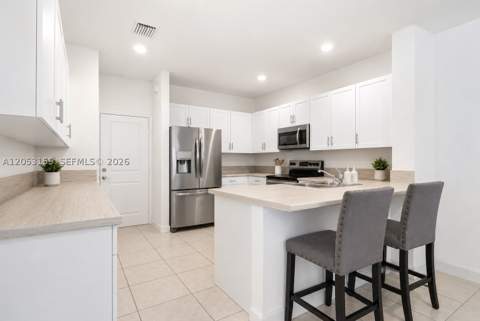 1367 SE 26th Ter, Homestead FL - photo 7 of 35