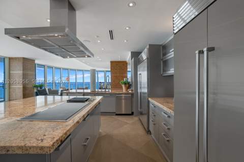 100 S Pointe Dr 2905, Miami Beach FL - photo 14 of 39