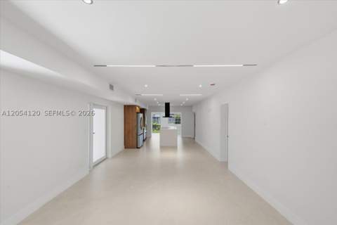 323 NW 104th Ter, Miami FL - photo 12 of 51