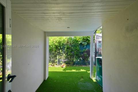 323 NW 104th Ter, Miami FL - photo 13 of 51