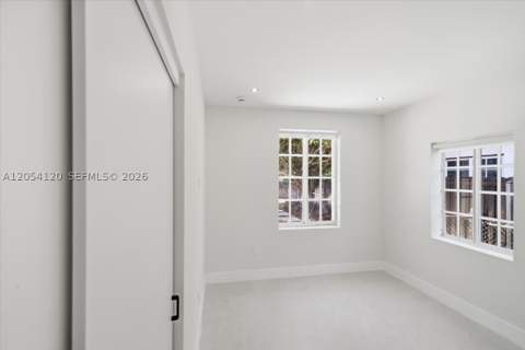 323 NW 104th Ter, Miami FL - photo 15 of 51