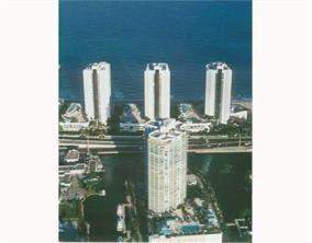 16425 Collins Avenue 818, Sunny Isles Beach FL - photo 6 of 30
