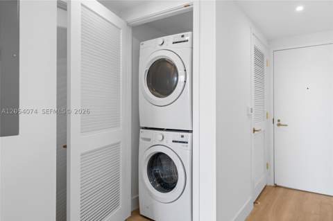 90 NE 32nd St 722, Miami FL - photo 15 of 23