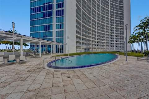 601 NE 36th St 811, Miami FL - photo 21 of 35