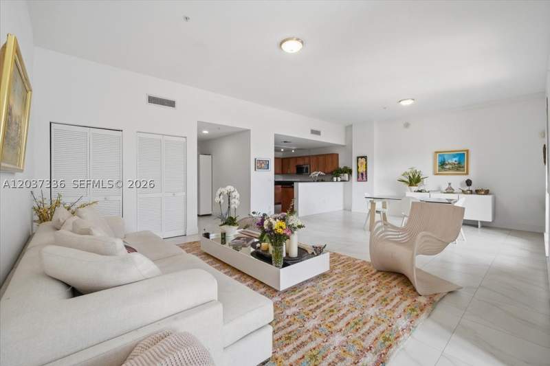 2 bedroom Condominium at 8390 SW 72 106, Colonnade At Dadeland SE, Miami — photo 2