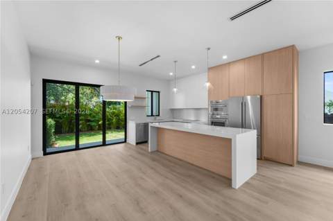 2735 SW 23rd Ter, Miami FL - photo 8 of 61