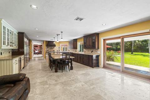 6500 SW 127th Street, Pinecrest FL - photo 22 of 69