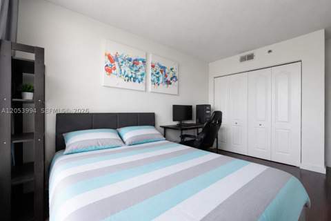 2642 Collins Ave 303, Miami Beach FL - photo 17 of 34