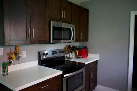 11150 Peachtree Drive, Miami FL - photo 11 of 32