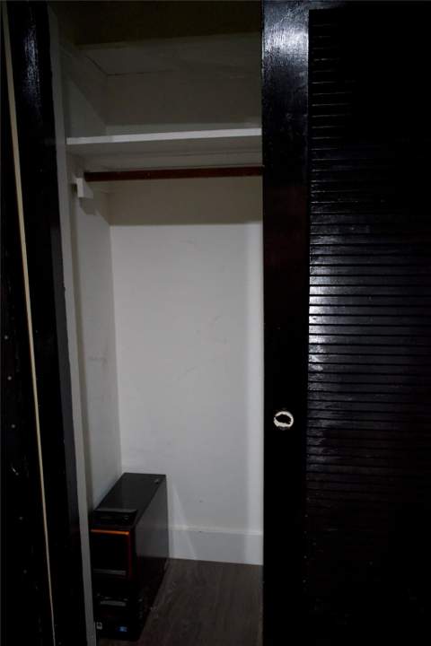 11150 Peachtree Drive, Miami FL - photo 16 of 32