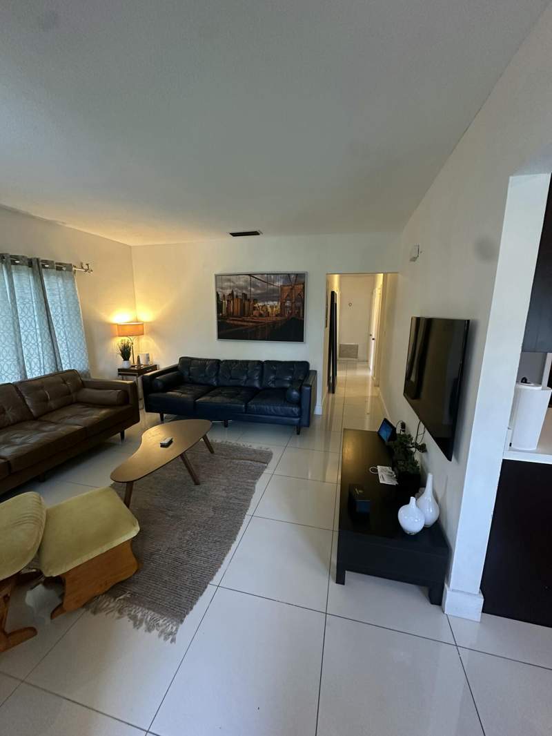 3 bedroom SingleFamilyResidence at 11150 Peachtree Drive, Biscayne Blvd Park, Miami — photo 5