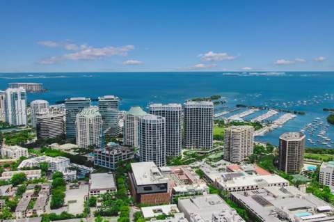 2811 S Bayshore Dr 6A, Miami FL - photo 19 of 21