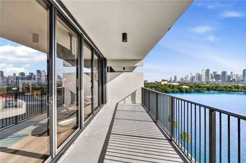1000 Venetian Way 810, Miami Beach FL - photo 8 of 35