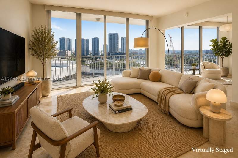 2 bedroom Condominium at 1750 N Bayshore Dr 1814, Opera Tower Condo, Miami — photo 3