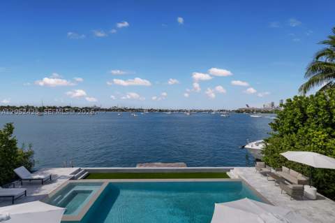 1300 S Venetian Way, Miami FL - photo 11 of 24
