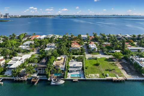1300 S Venetian Way, Miami FL - photo 13 of 24