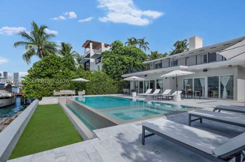1300 S Venetian Way, Miami FL - photo 21 of 24