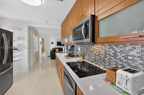 2543 SW 15th St, Miami FL - photo 10 of 36