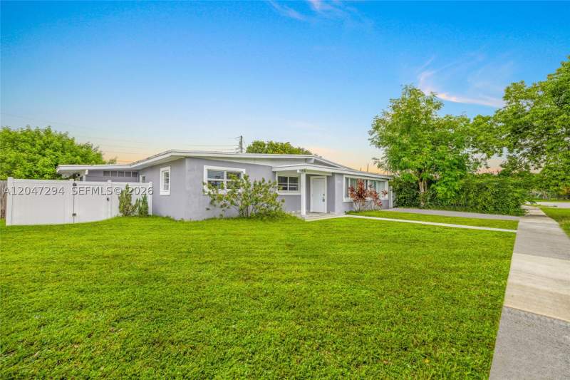 8 bedroom SingleFamilyResidence at 18100 NW 7th Pl, Scott Lake Manor Sec 1, Miami Gardens — photo 2