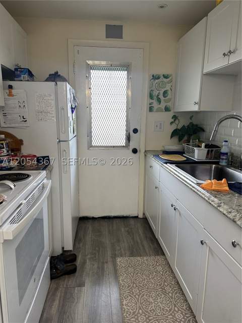 17050 NE 14th Ave 110, Miami FL - photo 8 of 20