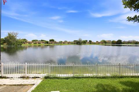 2555 W 65th St, Hialeah FL - photo 22 of 27