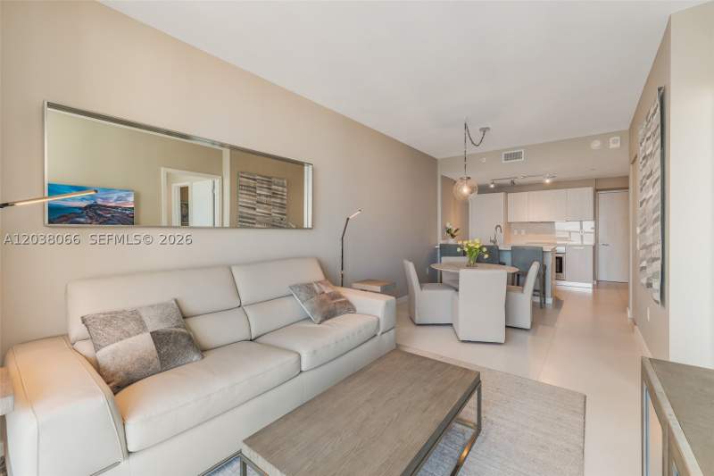1 bedroom Condominium at 501 NE 31st St 2904, Paraiso Bayviews Condo, Miami — photo 4