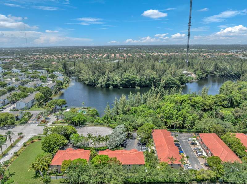 4 bedroom Townhouse at 21431 NW 13th Court #116, Majorca Isles I Condo, Miami Gardens — photo 5