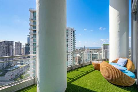 90 SW 3rd St Ph-12, Miami FL - photo 19 of 40