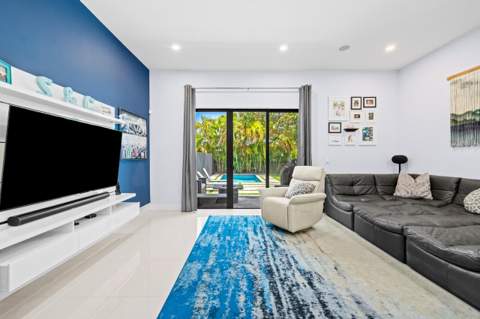 3090 SW 17th Street, Miami FL - photo 11 of 25