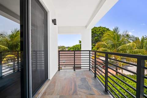 3090 SW 17th Street, Miami FL - photo 19 of 25