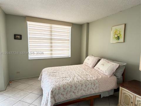 301 174th St 1208, Sunny Isles Beach FL - photo 7 of 14