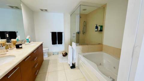 50 Biscayne Blvd 1701, Miami FL - photo 17 of 39