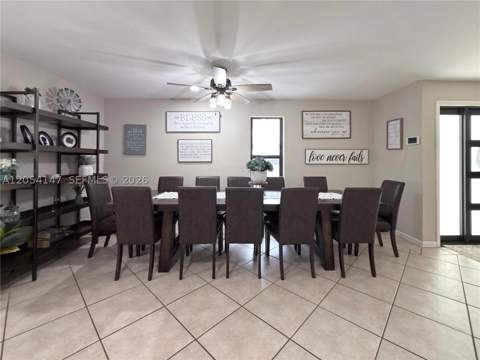 225 NW 21st St, Homestead FL - photo 13 of 56