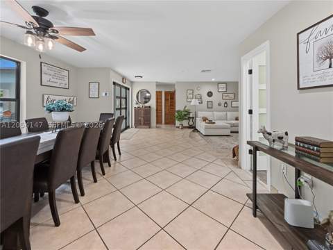 225 NW 21st St, Homestead FL - photo 14 of 56